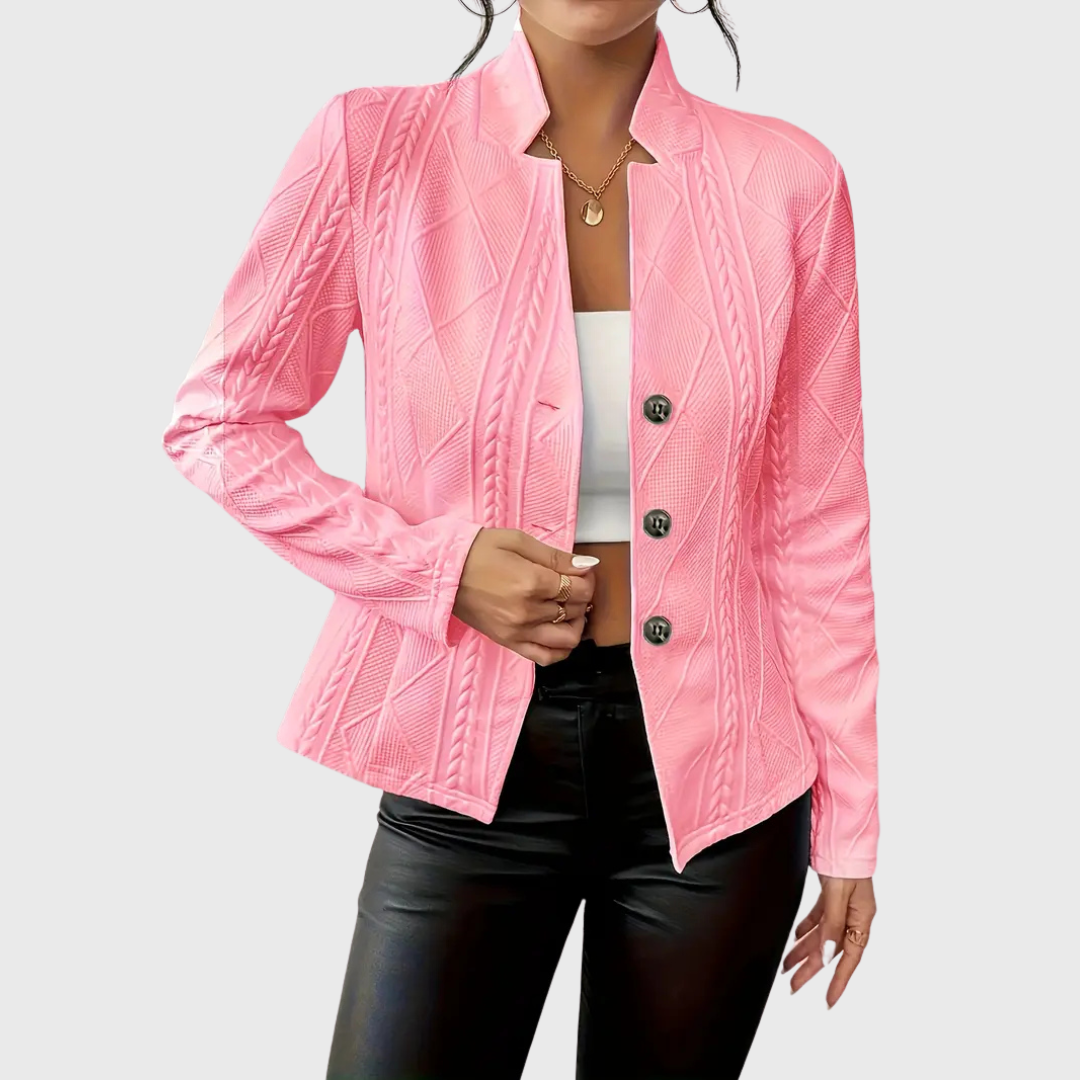 Femke Blazer met een elegante touch