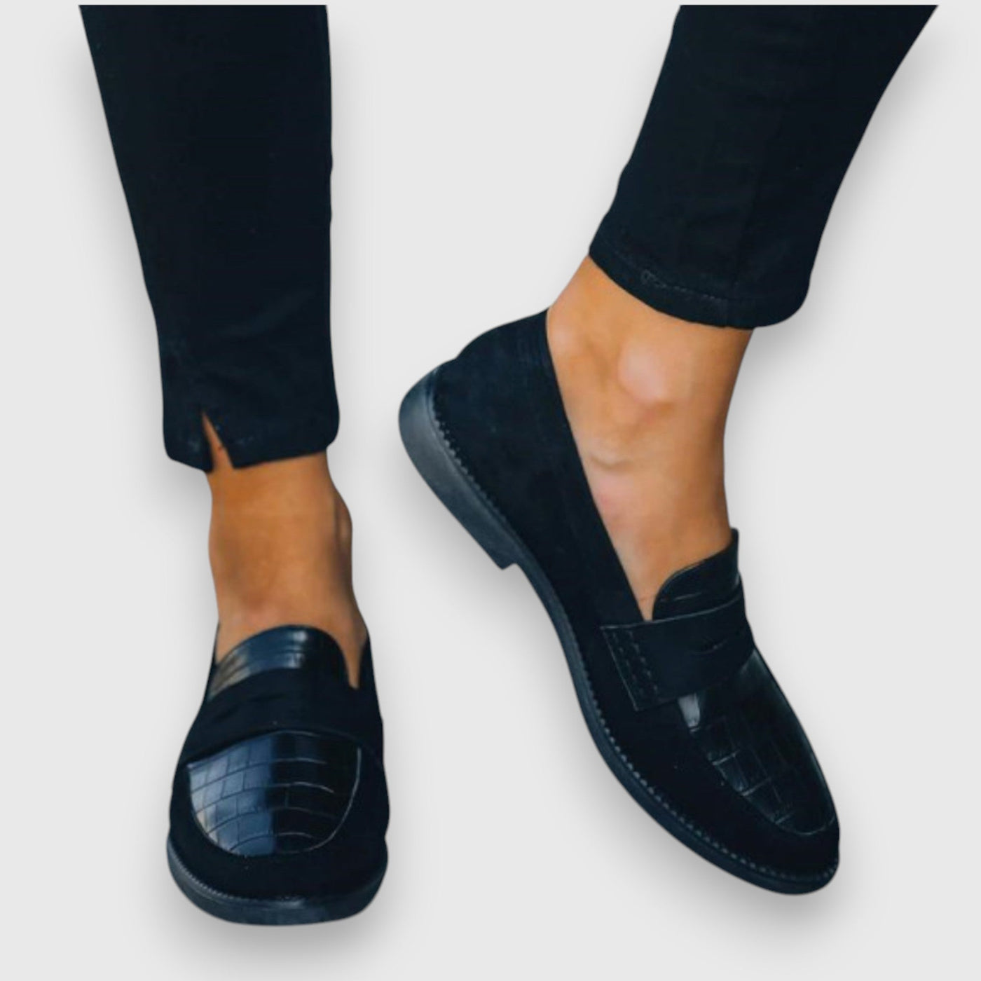 Sara Loafers